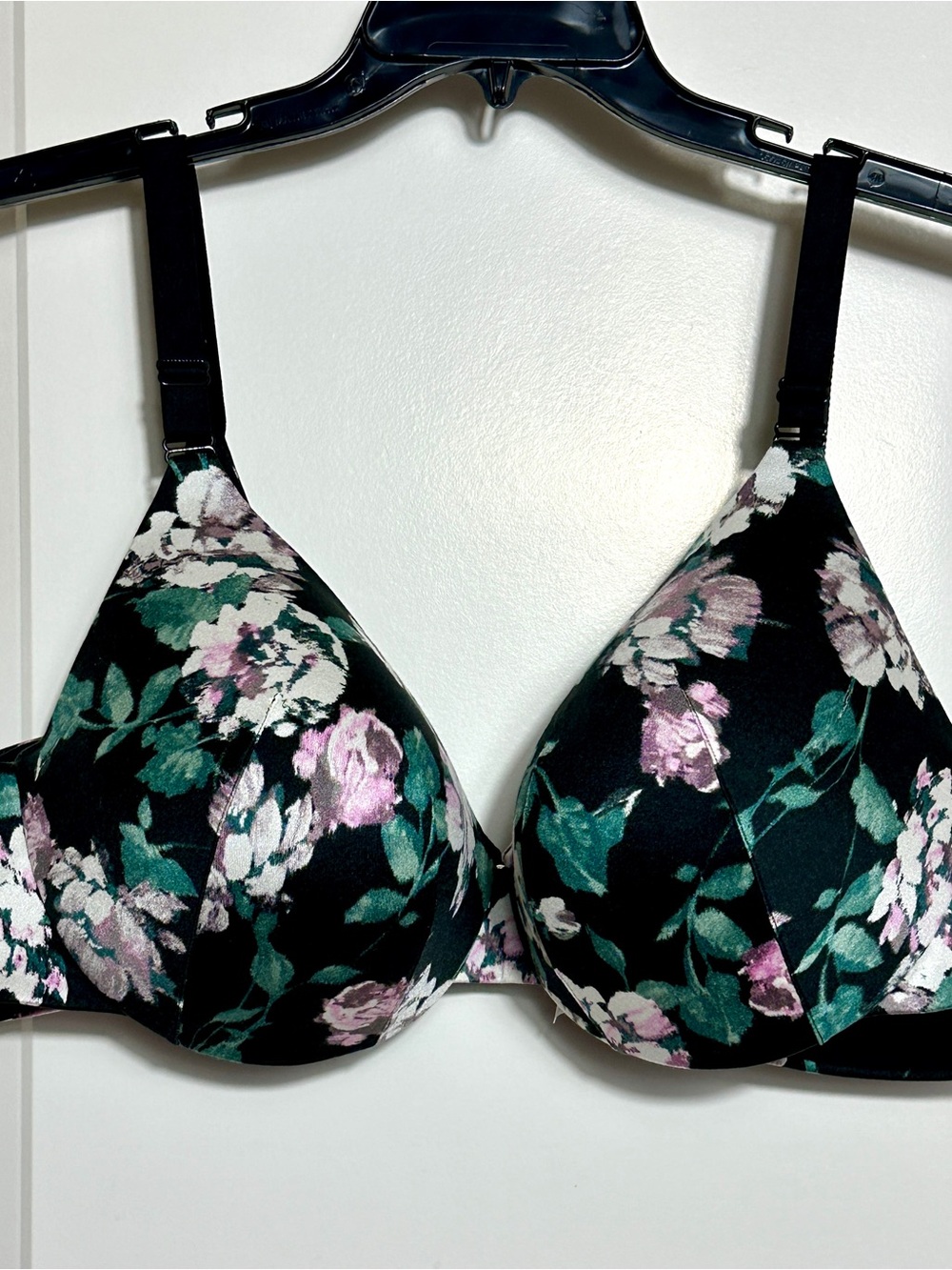 Lane Bryant Cacique Invisible Backsmoother Bra 46C‎ Black Floral Lightly Lined